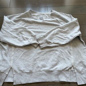 American Eagle Outfitters Light Gray Crewneck Sweatshirt